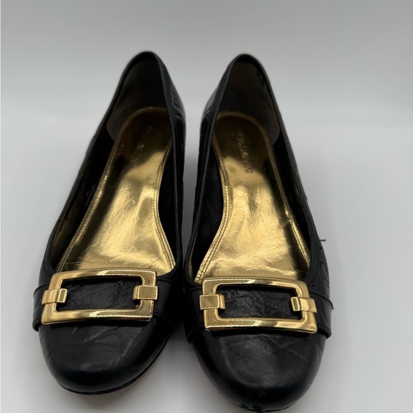 Enzo Angiolini Shoes - Enzo Angiolini size 8.5 Black Leather Women's Shoes with Gold Accents